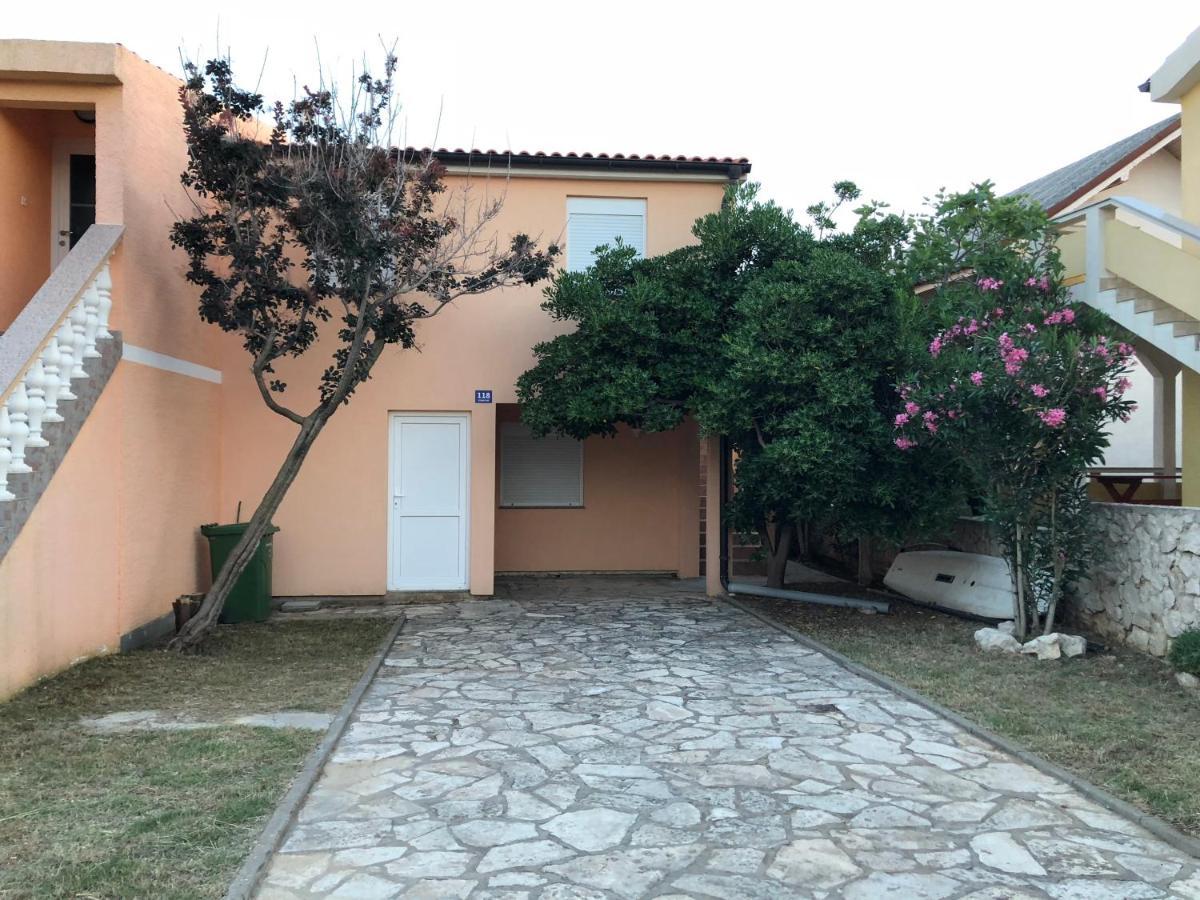 Apartman Luka Vir Apartment Exterior photo